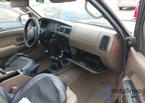 1996 Toyota 4Runner Sr5 from USA, damaged, VIN JT3HN86R7T0004953